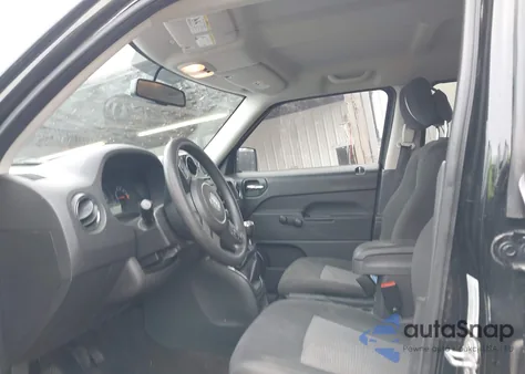 2016 Jeep Patriot Sport из США, поврежденный, VIN 1C4NJPBA6GD583176